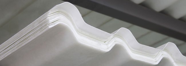 lamina traslucida acrylit acanalada a detalle de color blanco
