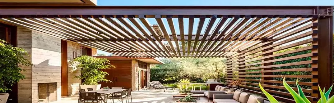 echos para terrazas de madera conformando la construcción de una casa.