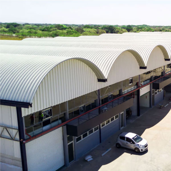 Nave industrial con Arcotechos
